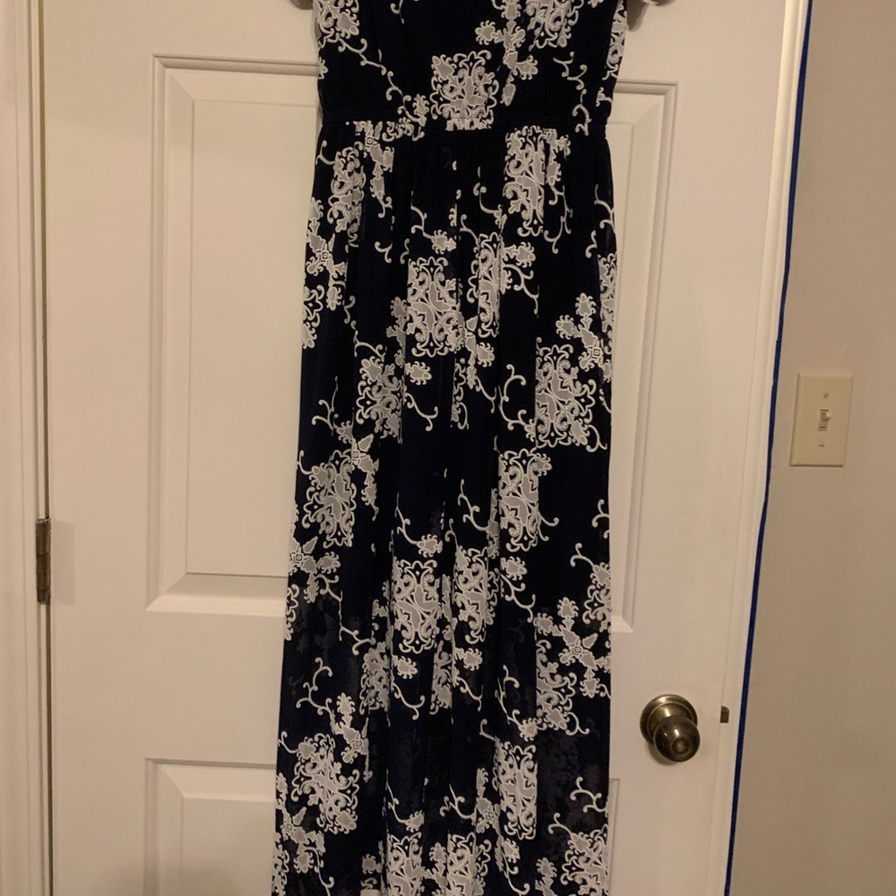Off the shoulder dress navy with flowers